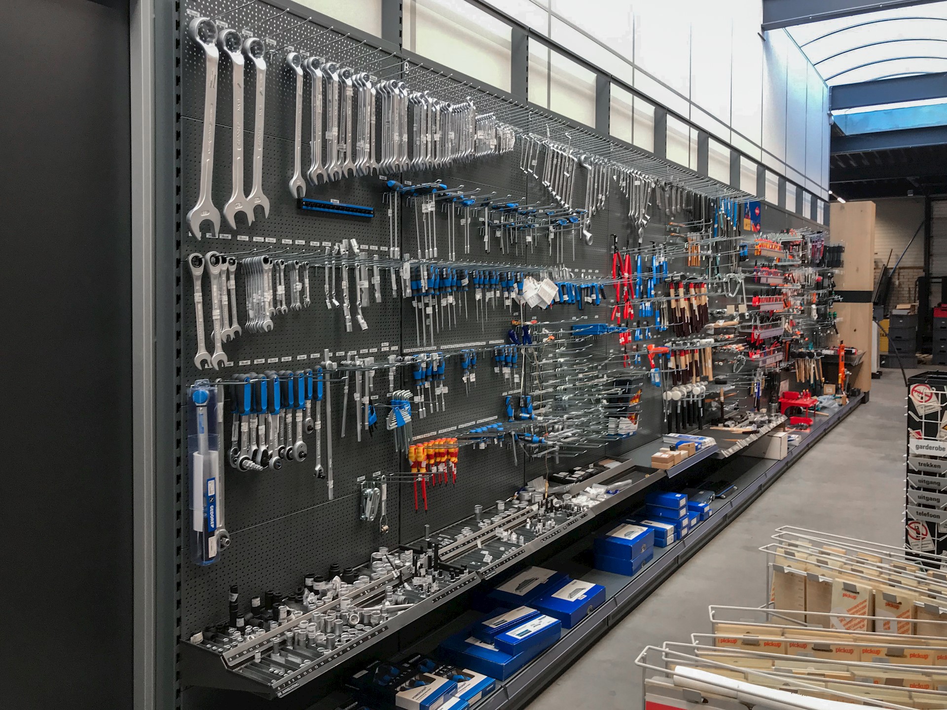 ijzerhandel inrichten